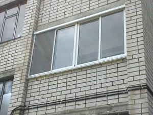 Раздвижная балконная система из алюминиевого профиля ALT100 Alutech                                                                                                      